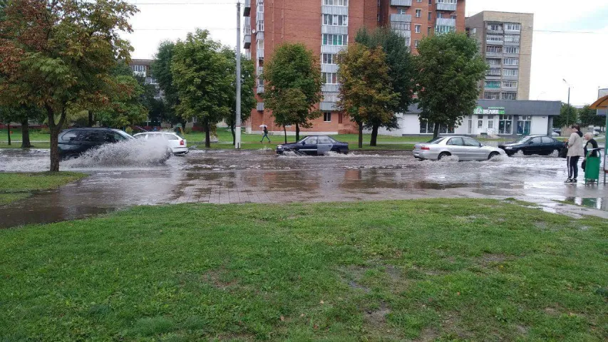 Дождж затапіў Магілёў (фота)