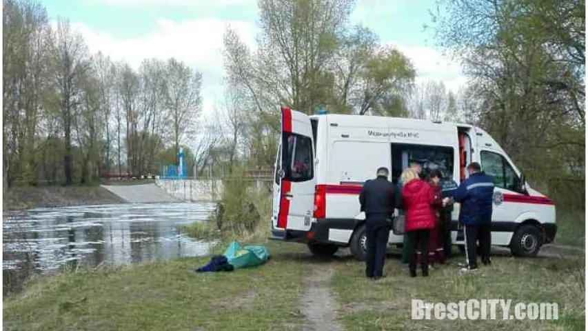 У Брэсце загінуў мужчына, які скокнуў з дамбы шлюза ў Мухавец