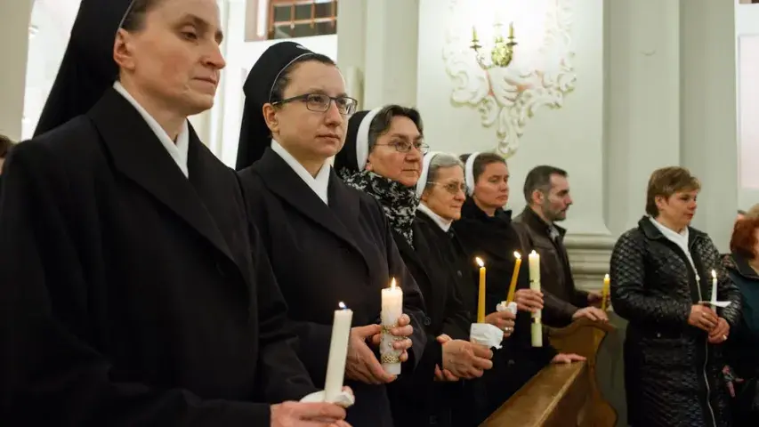 Як святкуюць Вялікдзень праваслаўныя і католікі