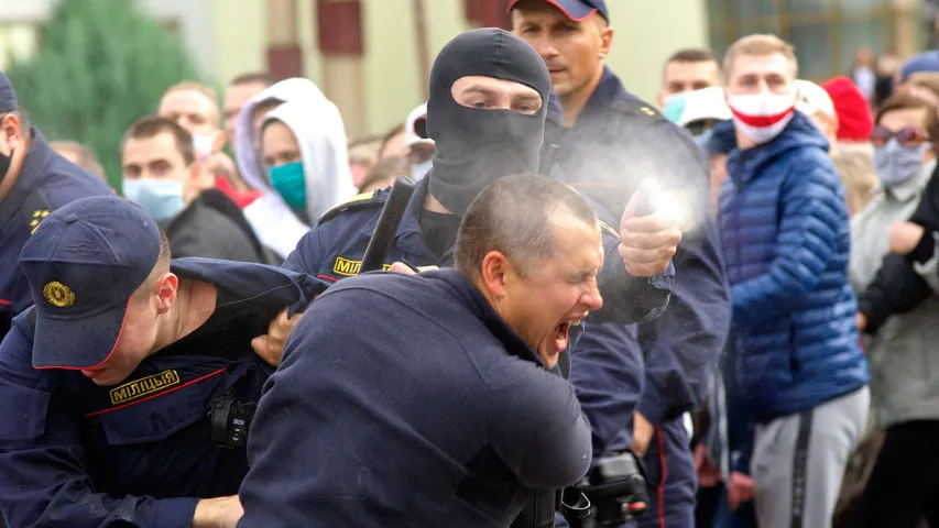 Следчы камітэт правяраў 13 фактаў злоўжывання сілай з боку сілавікоў у Віцебску