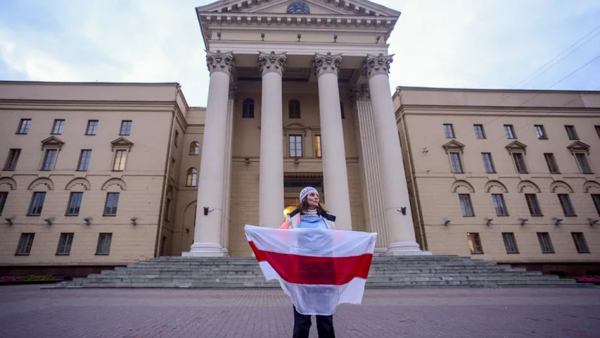 Акцыя “Праспект нацыянальнага сцяга” — у фотарэпартажы Еўрарадыё