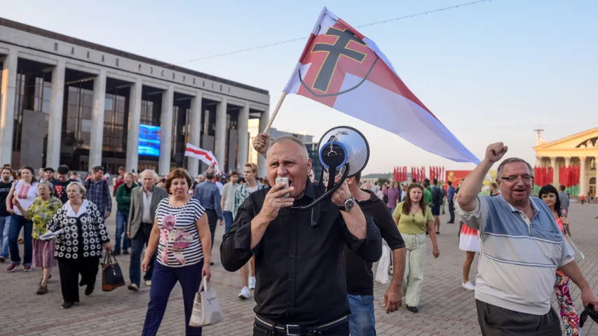 Як апазіцыя патрабавала новыя выбары. Фотарэпартаж 