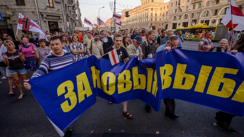 Як апазіцыя патрабавала новыя выбары. Фотарэпартаж 