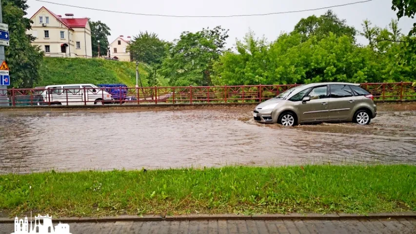 Залева затапіла цэнтр Гродна (фота, відэа)